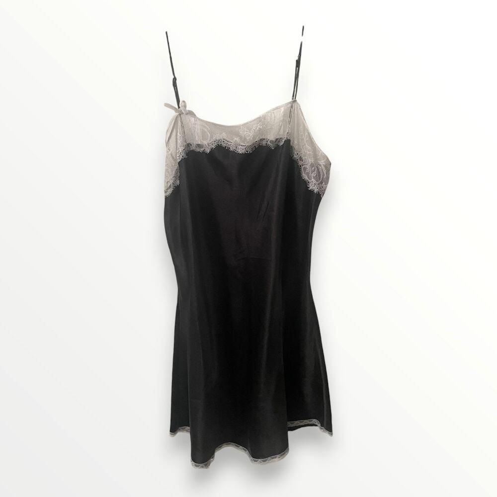 Victoria's Secret Chemise | Negligee | Size Medium | Black | Euc